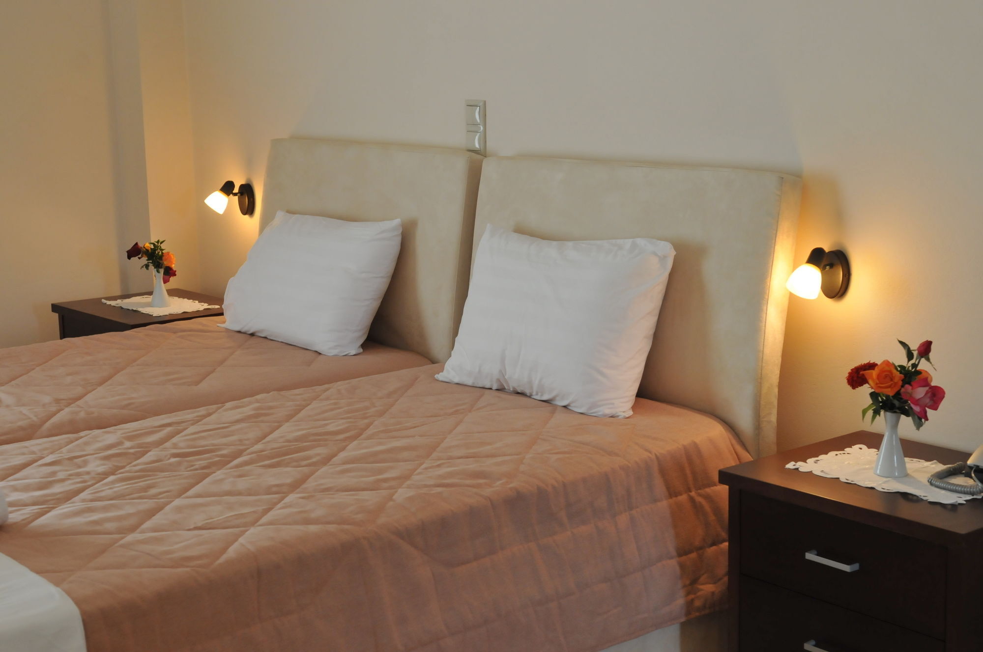 Finiki Plaza Aparthotel Methone Exteriör bild